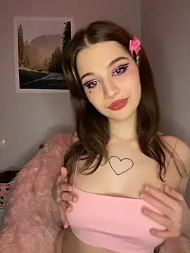 Snapshot of WIKESSTAR chatting on December 16, 2025, 8:25 pm WIKESSTAR online show from December 16, 2025, 8:25 pm