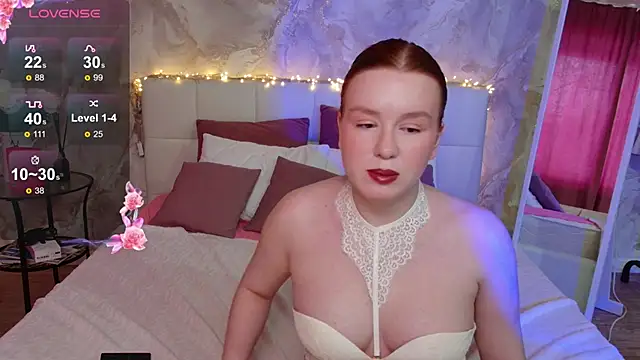 Snapshot of LucyHornyDollx chatting on January 14, 2026, 3:45 am LucyHornyDollx online show from January 14, 2026, 3:45 am
