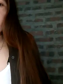 yana-zz online show from March 8, 2026, 4:38 am