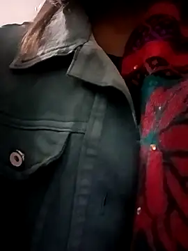 Snapshot of RV_525 chatting on January 7, 2026, 7:33 am RV 525 online show from January 7, 2026, 7:33 am