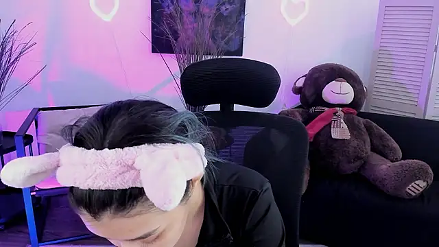 SirenMystiq online show from March 24, 2026, 7:24 am