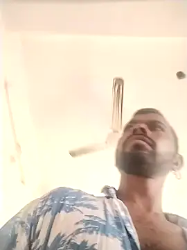 Snapshot of Teluguking143 chatting on January 14, 2026, 5:13 am Teluguking143 online show from January 14, 2026, 5:13 am