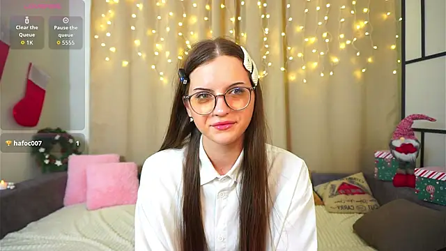 Snapshot of KathiGulston chatting on December 20, 2025, 7:10 pm KathiGulston online show from December 20, 2025, 7:10 pm