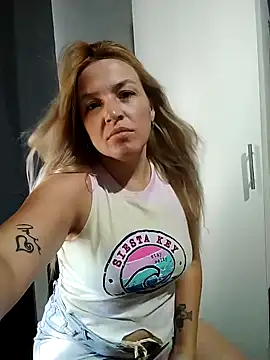 solenya25 online show from January 11, 2026, 6:46 pm