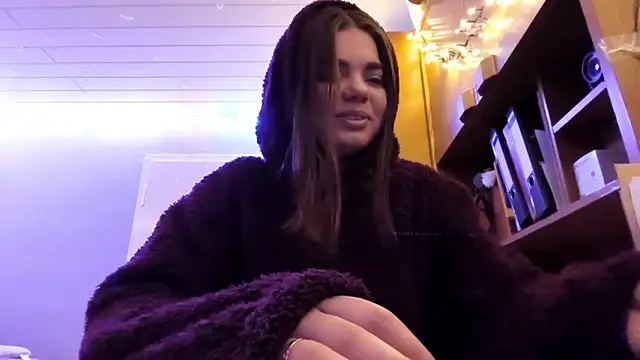 Snapshot of Mona_Slearys chatting on December 20, 2025, 11:34 pm Mona Slearys online show from December 20, 2025, 11:34 pm