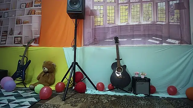 Snapshot of moghelslay chatting on February 16, 2026, 10:17 pm moghelslay online show from February 16, 2026, 10:17 pm