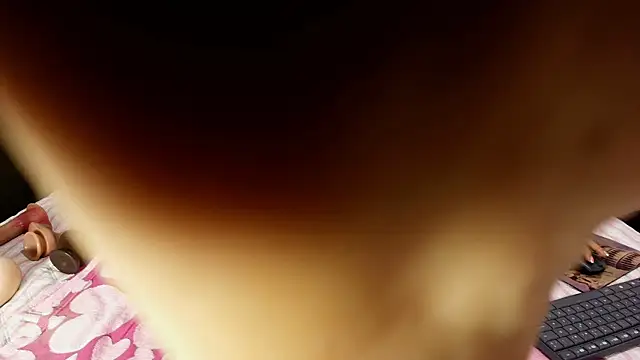 Snapshot of _cataleya_0_0 chatting on April 4, 2026, 1:04 am cataleya 0 0 online show from April 4, 2026, 1:04 am