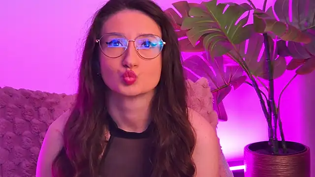 TheaMalekoo online show from March 30, 2026, 6:58 am