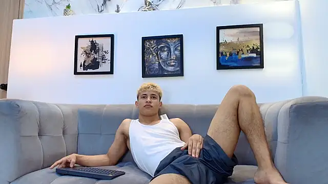 YOUNG GUYS1 online show from April 16, 2026, 7:20 am