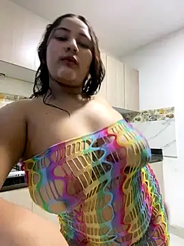 Snapshot of TiifanyGrey chatting on December 18, 2025, 11:33 pm TiifanyGrey online show from December 18, 2025, 11:33 pm