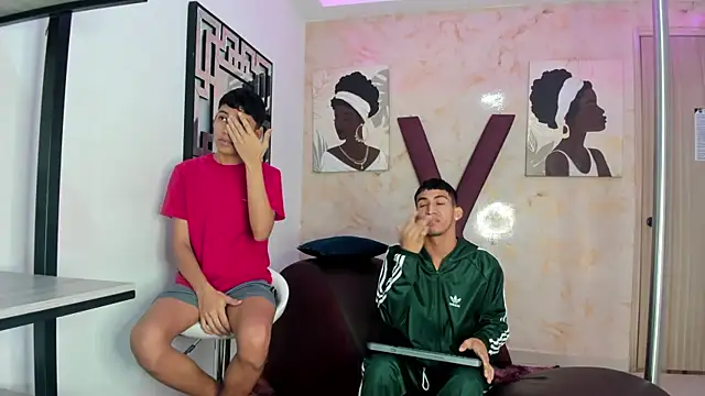 HORNY PRETTY online show from March 31, 2026, 7:25 pm