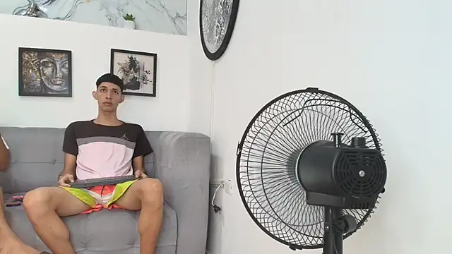 SWEET RABBIT1 online show from December 19, 2025, 7:21 pm