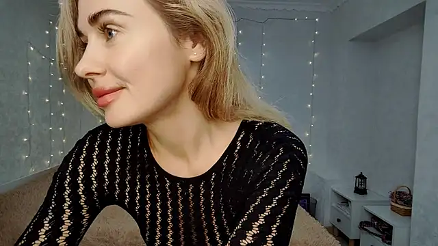 Baby baby696 online show from February 9, 2026, 4:00 pm