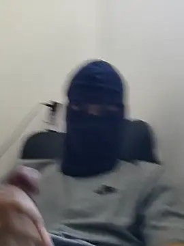 Hugopauzudo2323 online show from February 6, 2026, 1:36 pm