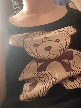 Barbika19 online show from April 3, 2026, 11:08 am