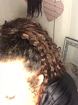 Welsh Maya221x online show from December 21, 2025, 5:31 pm