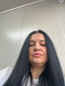 Snapshot of MeganBlueq chatting on January 6, 2026, 11:58 am MeganBlueq online show from January 6, 2026, 11:58 am