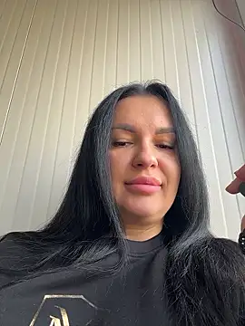 Snapshot of MeganBlueq chatting on January 15, 2026, 10:42 am MeganBlueq online show from January 15, 2026, 10:42 am