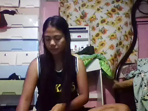 Snapshot of SexyApril chatting on January 9, 2026, 9:27 pm SexyApril online show from January 9, 2026, 9:27 pm