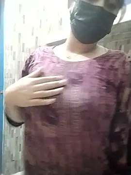 nosrat014 online show from January 10, 2026, 7:32 am