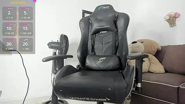 Snapshot of Darele_ chatting on January 14, 2026, 1:39 pm Darele online show from January 14, 2026, 1:39 pm