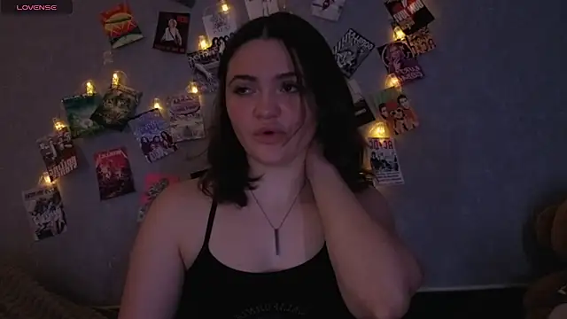 YummyTira online show from February 11, 2026, 12:37 am