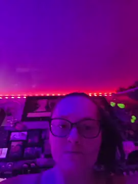 Snapshot of MidnightSeducer@xh chatting on March 3, 2026, 3:29 pm MidnightSeducerxh online show from March 3, 2026, 3:29 pm