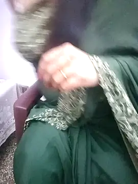 kusbu0077 online show from February 19, 2026, 9:55 pm