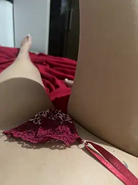 rapunzellindinha online show from January 15, 2026, 8:19 am