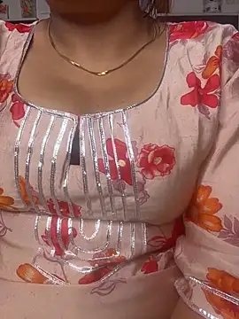 butterflyslay online show from February 17, 2026, 2:30 am