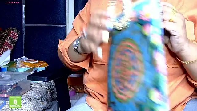 butterflyslay online show from March 8, 2026, 6:28 am