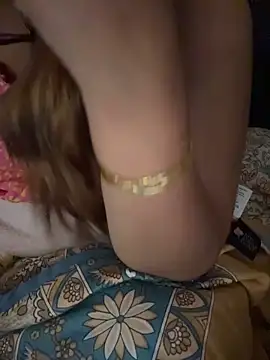 butterflyslay online show from April 12, 2026, 1:10 am