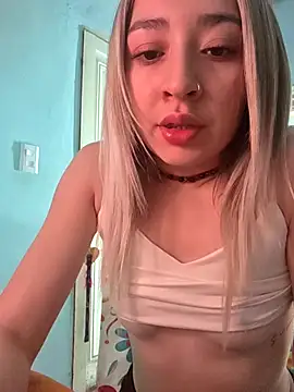 Snapshot of soylulita07 chatting on January 18, 2026, 3:21 am soylulita07 online show from January 18, 2026, 3:21 am