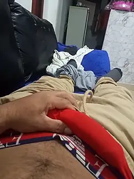 Alexanderreal23 online show from February 4, 2026, 7:14 am