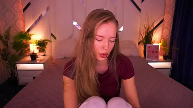 Snapshot of MollyyMayy chatting on January 15, 2026, 9:36 am MollyyMayy online show from January 15, 2026, 9:36 am