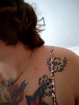 Divine Pouvoir online show from February 7, 2026, 8:01 pm