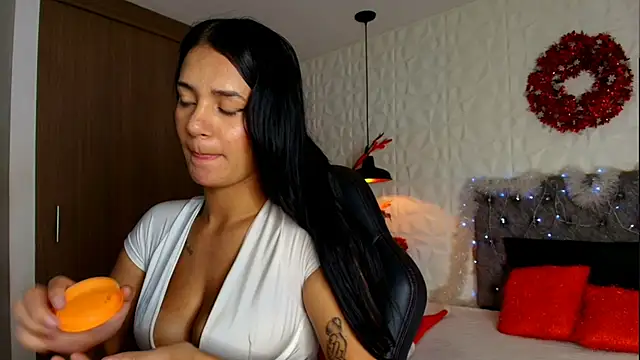 Snapshot of alisson-dl chatting on December 19, 2025, 5:20 pm alisson-dl online show from December 19, 2025, 5:20 pm