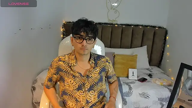 Archie 77 online show from December 22, 2025, 7:33 pm