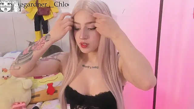Snapshot of _Chloe_gardner chatting on April 23, 2026, 9:28 pm Chloe gardner online show from April 23, 2026, 9:28 pm