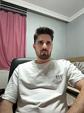 berke3424 online show from February 12, 2026, 1:22 am