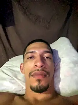 Snapshot of rocchw chatting on January 8, 2026, 3:09 am rocchw online show from January 8, 2026, 3:09 am