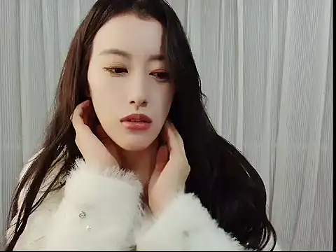 Snapshot of TXMIT chatting on January 10, 2026, 2:19 pm TXMIT online show from January 10, 2026, 2:19 pm