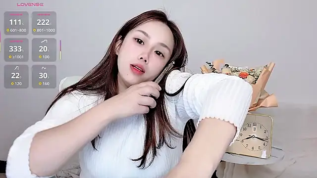 Snapshot of Darkn0t chatting on January 10, 2026, 12:18 pm Darkn0t online show from January 10, 2026, 12:18 pm