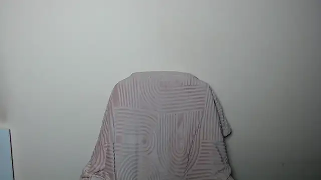 LiaSeass  online show from April 4, 2026, 12:13 pm