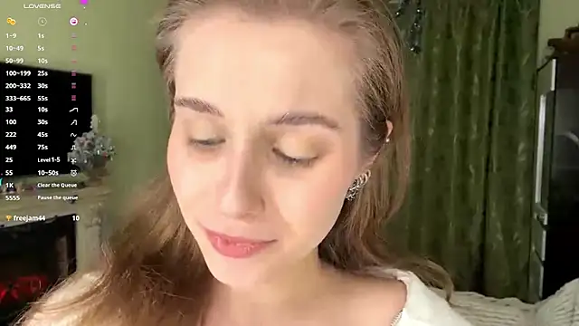 Snapshot of MiaBlanko chatting on December 20, 2025, 7:15 am MiaBlanko online show from December 20, 2025, 7:15 am