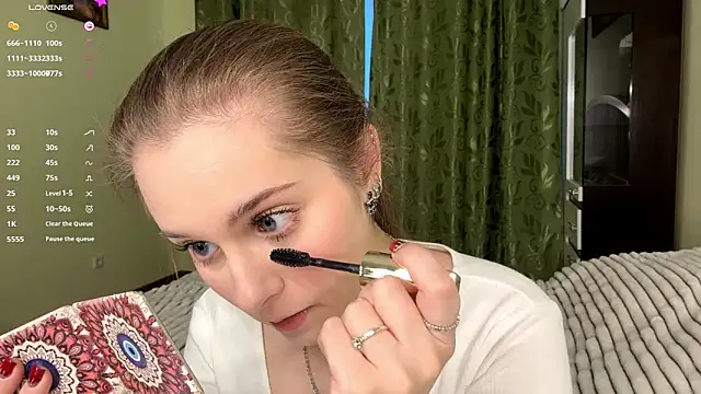 Snapshot of MiaBlanko chatting on January 8, 2026, 7:21 am MiaBlanko online show from January 8, 2026, 7:21 am