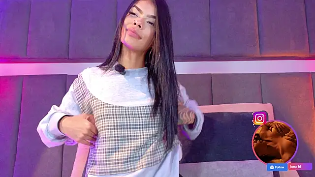 luna blannco online show from April 1, 2026, 11:44 am