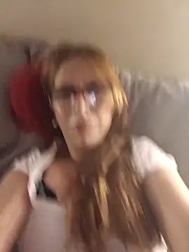 cari75 online show from March 11, 2026, 3:45 am