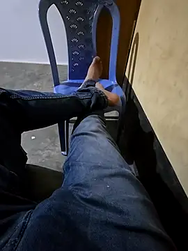 Snapshot of SHARIF12123 chatting on February 15, 2026, 4:58 pm SHARIF12123 online show from February 15, 2026, 4:58 pm