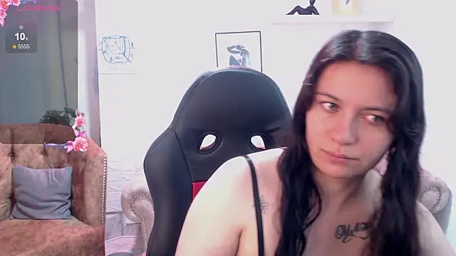 Snapshot of amanda_rousee chatting on February 27, 2026, 3:50 am amanda rousee online show from February 27, 2026, 3:50 am